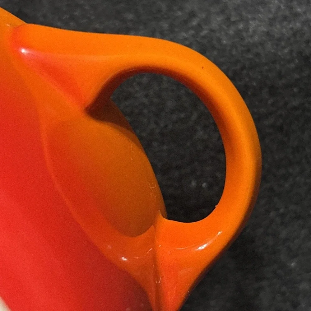 Le Creuset MINI ROUND COCOTTE 8oz Stoneware Volcanic Orange Cookware No 0835